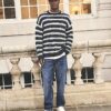 Blå jeans med raka ben Blå jeans med raka ben