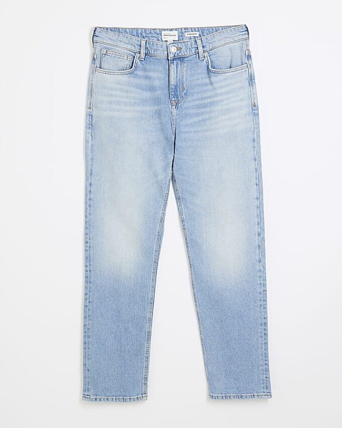 Blå jeans med raka ben Blå jeans med raka ben