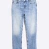 Blå jeans med raka ben Blå jeans med raka ben