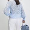 Blå organza-blus med prickar