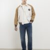 Blå raka tvättade jeans Blå raka tvättade jeans