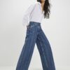 Blå randiga jeans med vida ben Blå randiga jeans med vida ben
