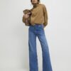 Blå skräddarsydda jeans med vida ben