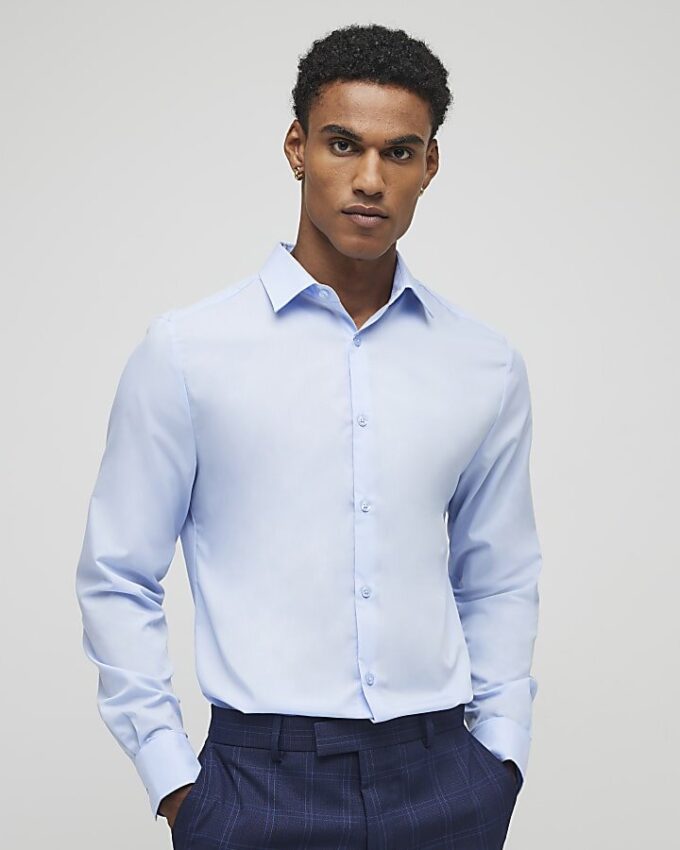 Blå slim fit-skjorta med långa ärmar Blå slim fit-skjorta med långa ärmar