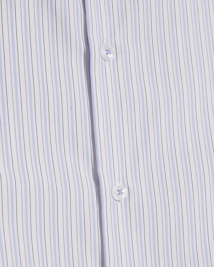 Blå slim fit-skjorta med ränder