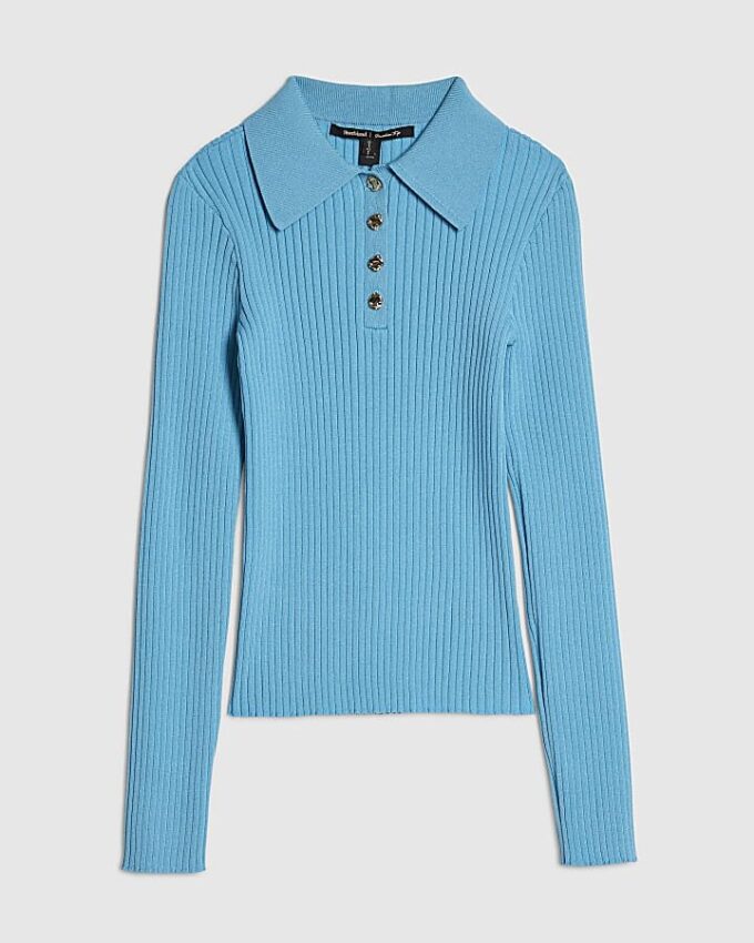 Blå stickad långärmad polotröja