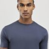 Blå T-shirt med muskulös passform