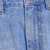 Blåa jeans med raka ben