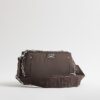 Brun crossbody-väska med dubbla fack