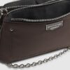 Brun crossbody-väska med dubbla fack