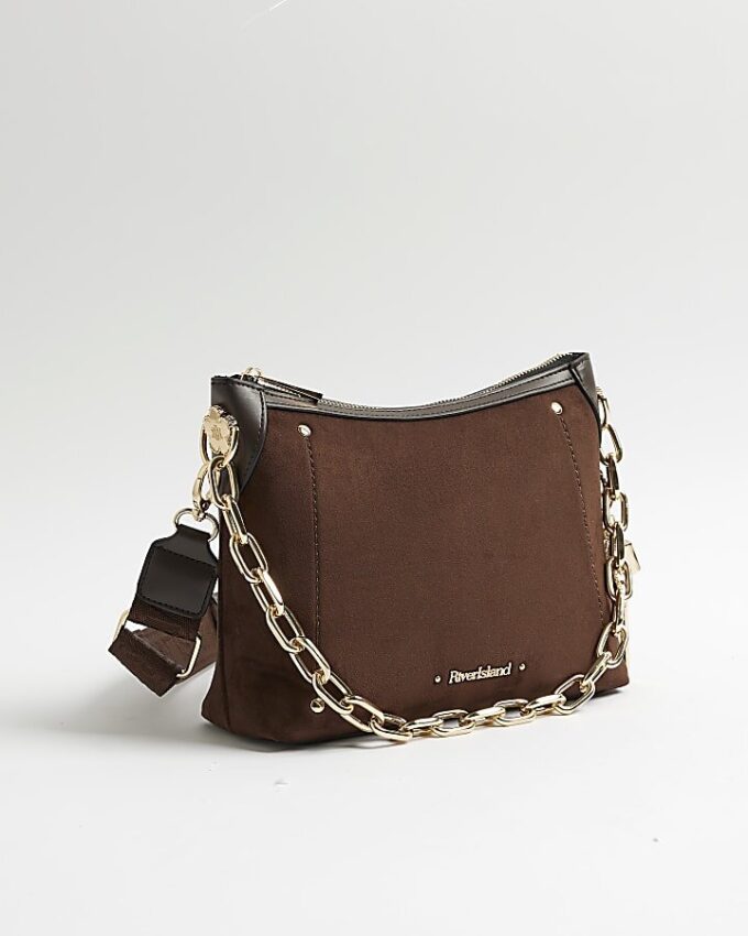 Brun crossbody-väska med kedja fram