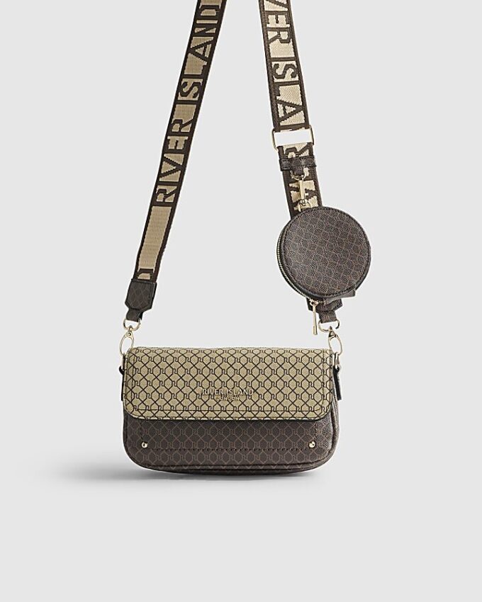 Brun crossbody-väska med monogramtryck