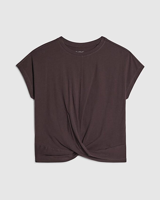 Brun kortärmad T-shirt med vridet framstycke