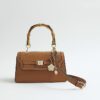 Brun liten totebag med topphandtag
