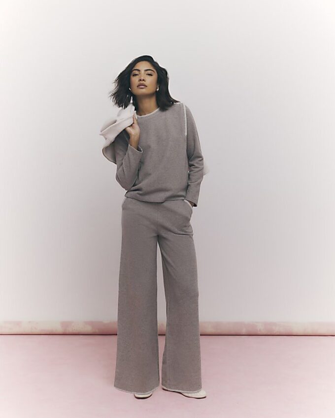 Brun långärmad sweatshirt med whipstitch