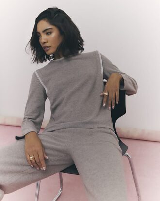 Brun långärmad sweatshirt med whipstitch