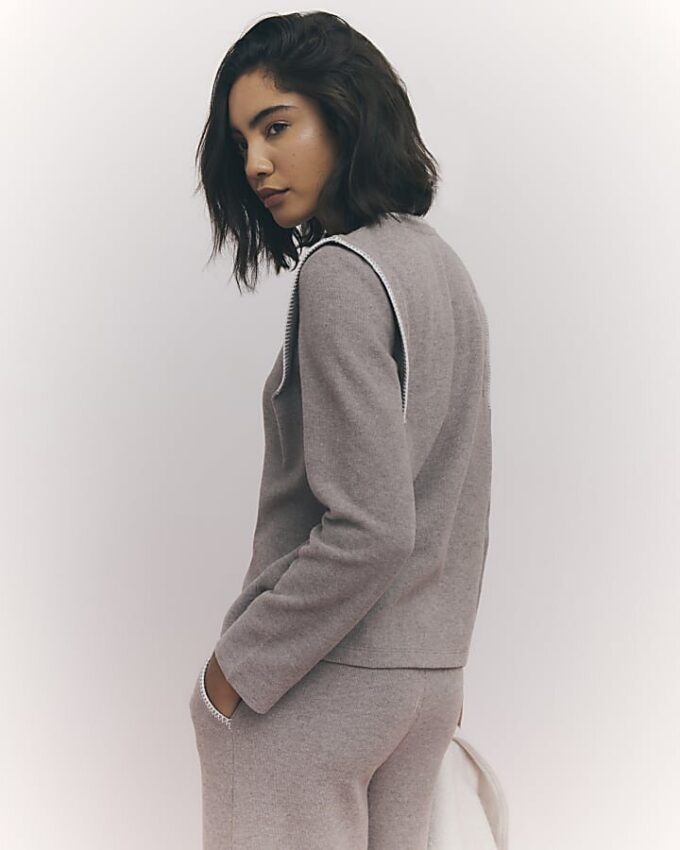 Brun långärmad sweatshirt med whipstitch