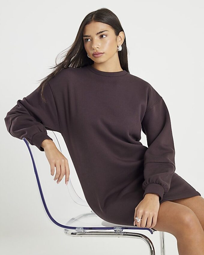 Brun långärmad sweatshirt-miniklänning