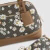 Brun monogram-tote med daisy-motiv