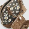 Brun monogram-tote med daisy-motiv
