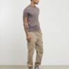 Brun muskelfit-T-shirt