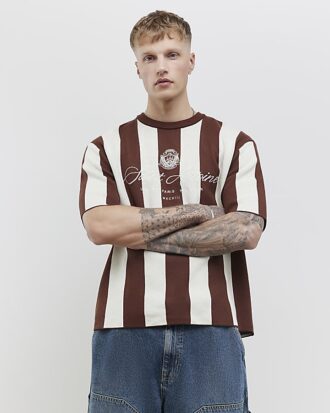 Brun oversized fotbollströja med ränder Brun oversized fotbollströja med ränder