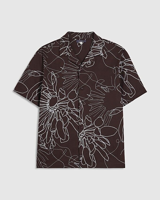 Brun oversized skjorta med blommigt repmönster