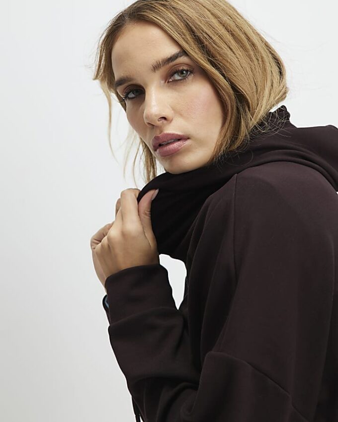 Brun premium-hoodie med långa ärmar
