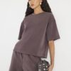 Brun premium-T-shirt med boxig passform