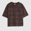 Brun premium-T-shirt med boxig passform och skrynklig effekt