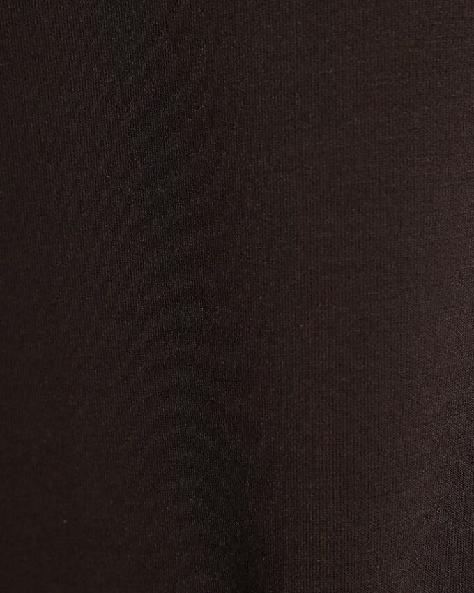 Brun premium-T-shirt med korta ärmar och oversized passform