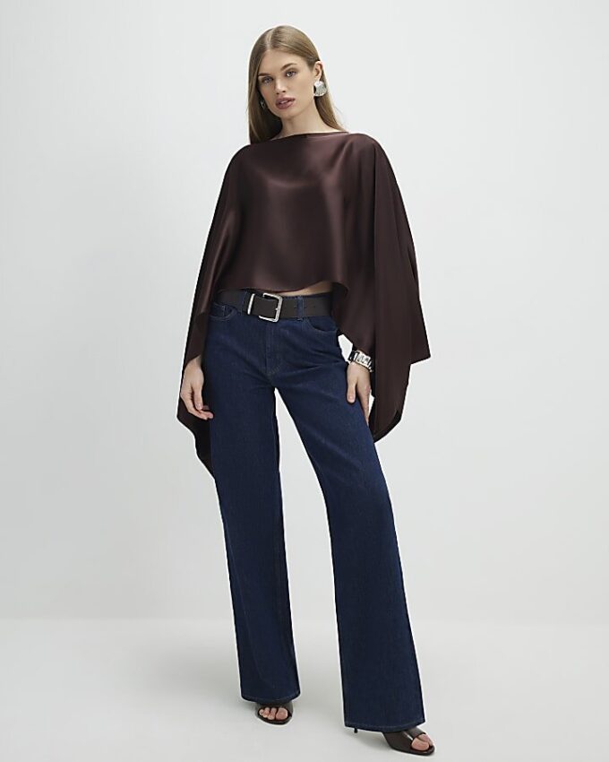 Brun satin cape med vattenfallsdesign
