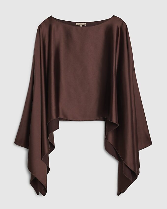 Brun satin cape med vattenfallsdesign