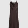Brun satin midi-klänning med cowl neck och spetsar