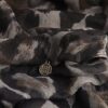 Brun scarf med leopardmönster