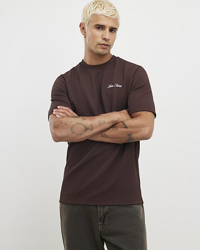 Brun Slim Fit Slinky Ame Saint T-shirt