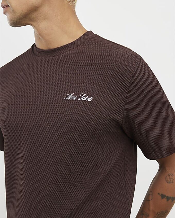 Brun Slim Fit Slinky Ame Saint T-shirt