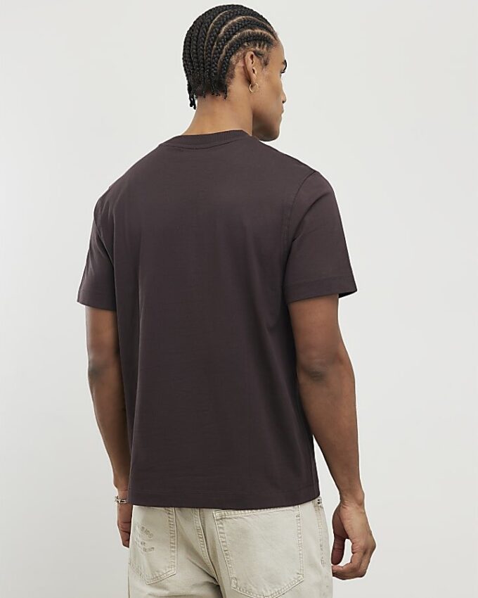 Brun T-shirt med normal passform