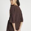 Brun texturerad T-shirt med knytning fram