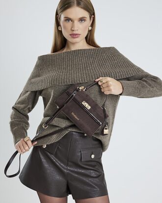 Brun totebag i imitationsmocka med lås fram