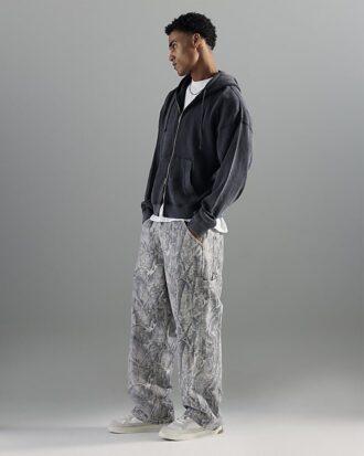 Bruna baggy jeans i kamouflage