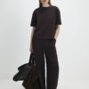 Bruna jacquardbyxor med vida ben