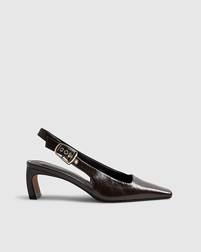 Bruna låga slingback-pumps med spetsig tå