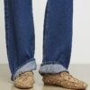 Bruna loafers i imitationsmocka med nitar