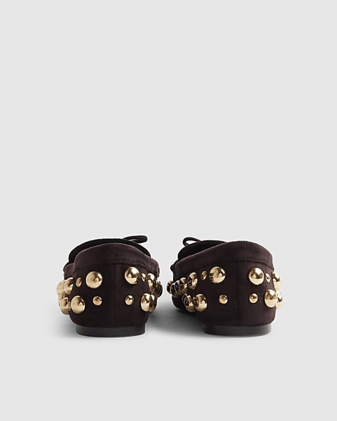 Bruna loafers i imitationsmocka med nitar