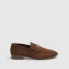 Bruna loafers i imitationsmocka med silverdetaljer