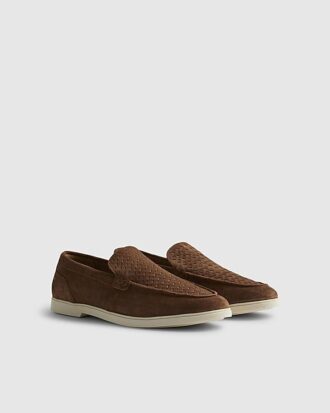Bruna loafers i vävd mocka