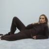 Bruna mysiga byxor med vida ben