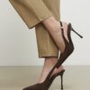 Bruna pumps med slingback i imitationsmocka