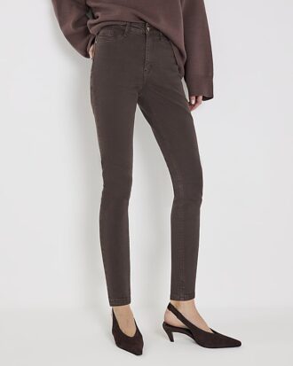 Bruna skinny jeans med medelhöjd